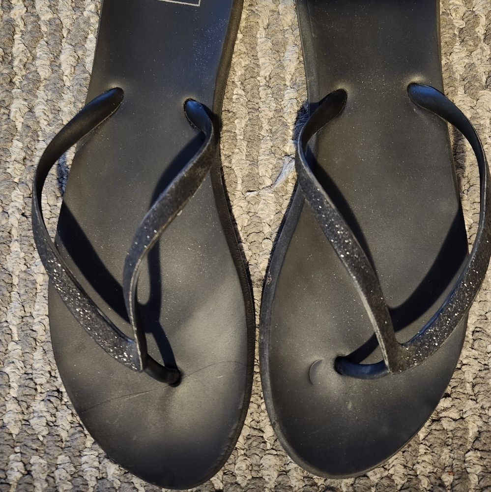 Women's black reef size 10 flip flops